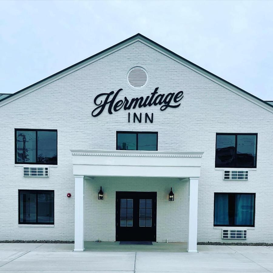 The Hermitage Inn And Taphouse Petersburg Exterior photo